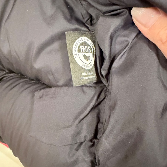 TNA Super Puff Vest - Picture 5 of 6